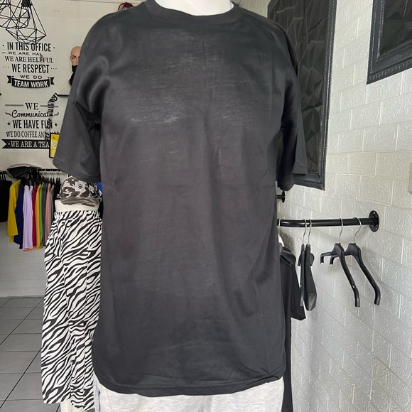 T-Shirt - Picture 10 of 16